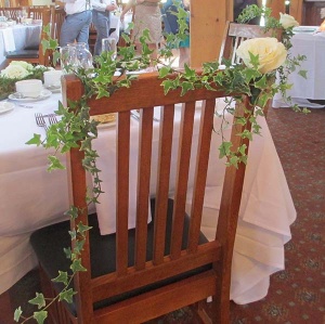 Ivy Vine and White Rose Chair Backing 