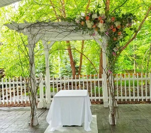 Branched Arbor with Peach Rose and White Hydrangea Floral 