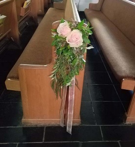 Pink Rose and Mixed Green Pew Flower